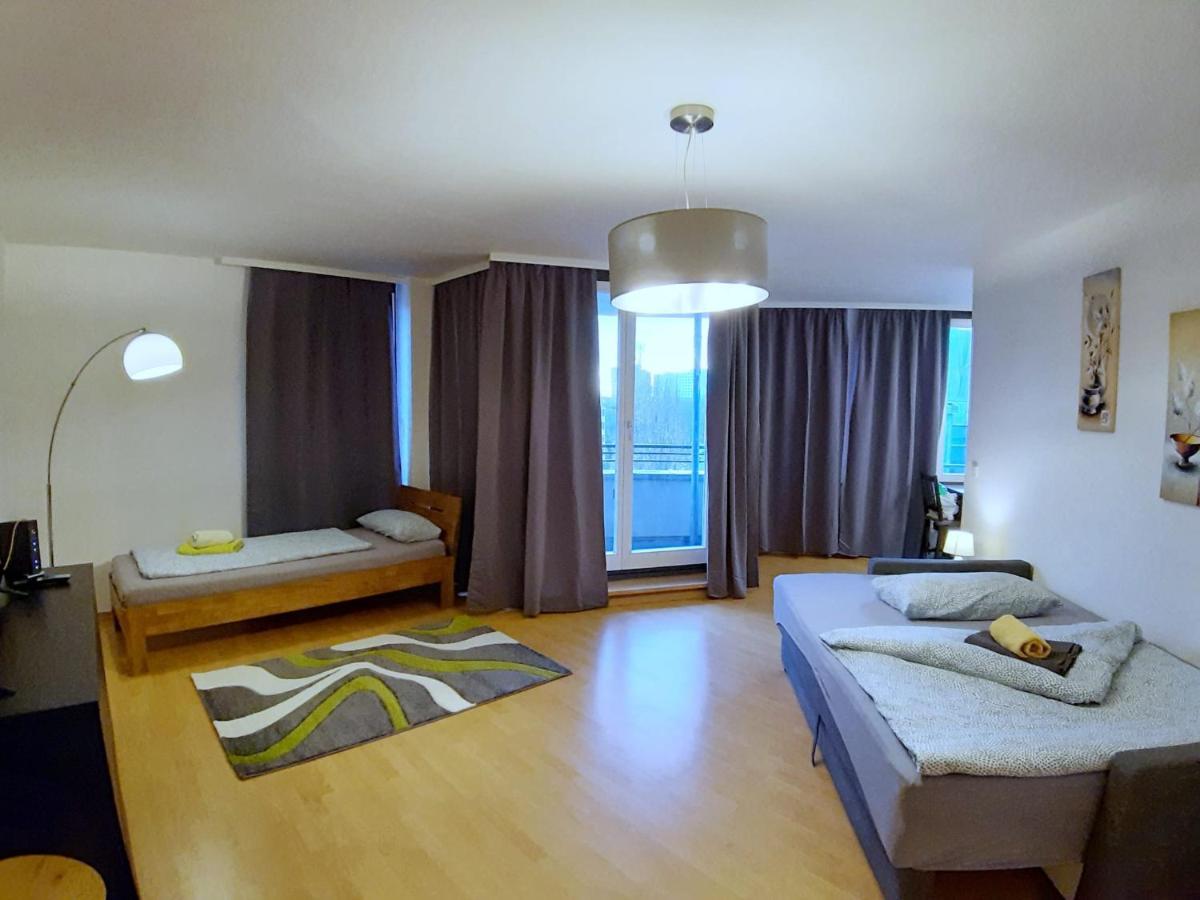 LEA-Apartment, 2 Raum, Balkon TG zentral am Park Leipzig Bagian luar foto